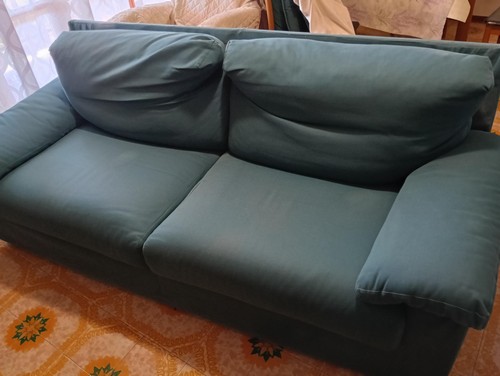 DIVANO TRE POSTI