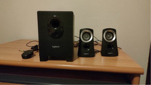 Sistema di altoparlanti LOGITECH Z313 con subwoofe