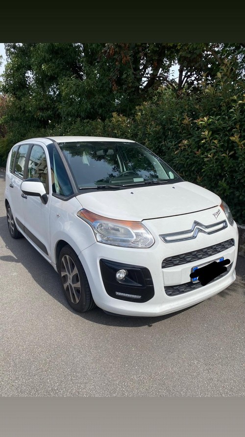 Citro�n C3 Picasso 139.000 km + doppio treno gomme