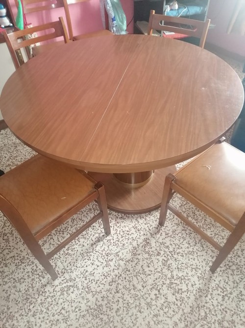Vendo tavolo rotondo alungabile