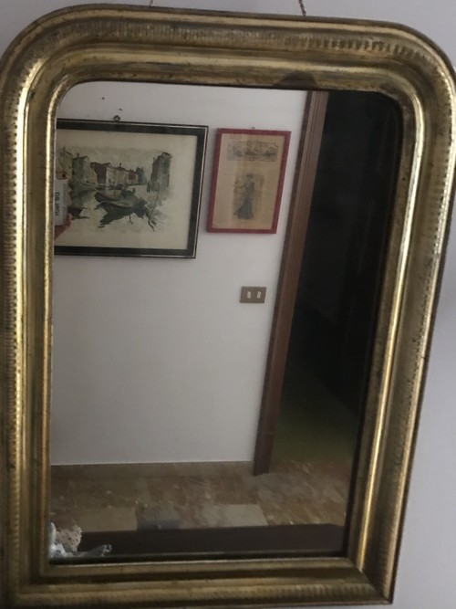 Privato vende specchio antico 