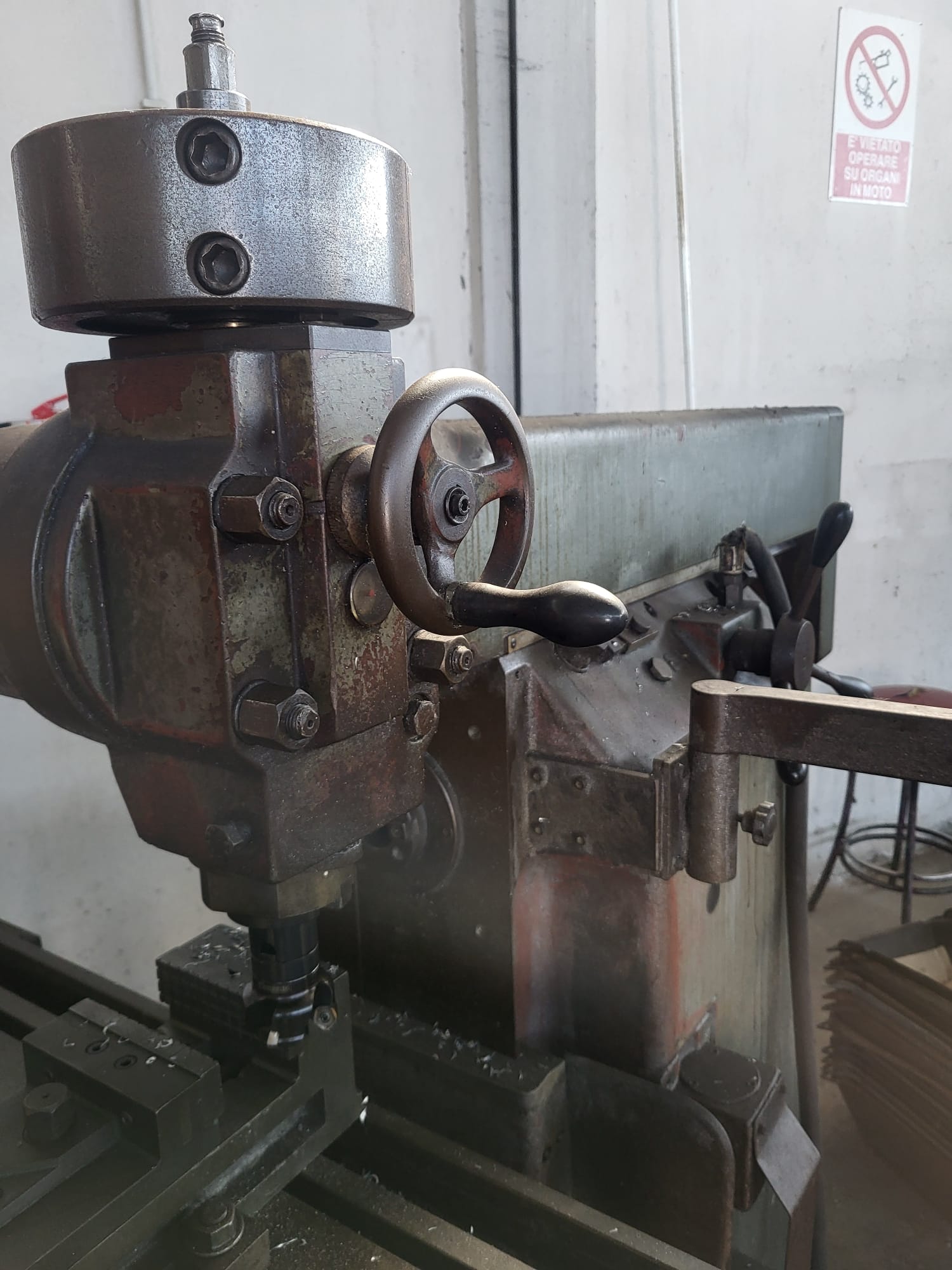 Fresatrice universale RIGIVA